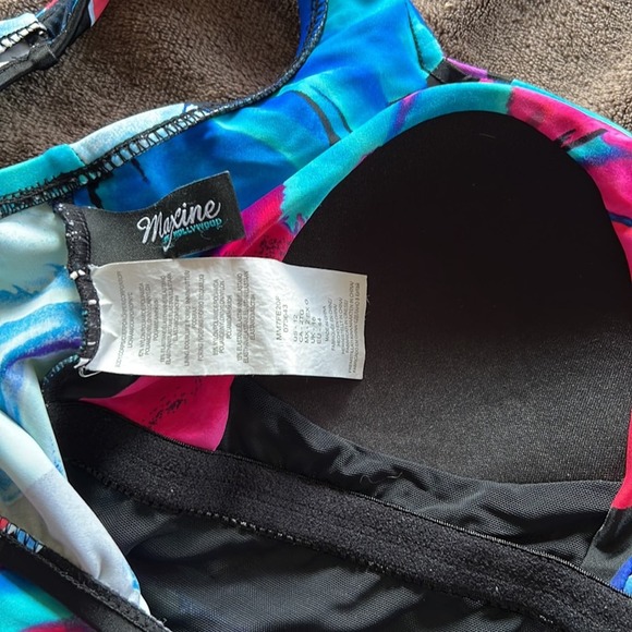 Maxine of Hollywood Sweetheart Swimsuit Size 12 - Picture 7 of 9